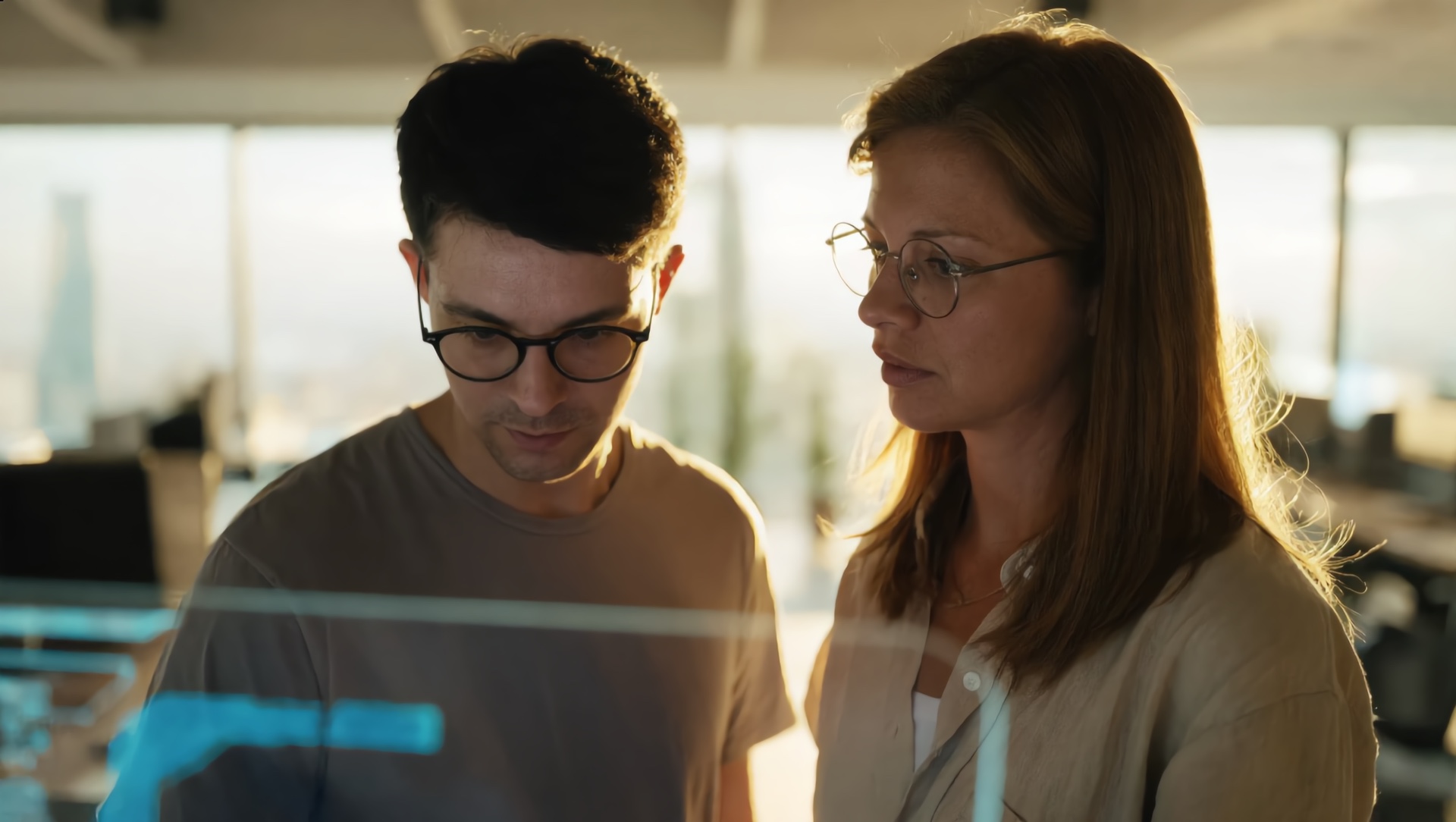 NeoWork — people collaborating at work